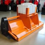 Sweeper Machine With Water Spray